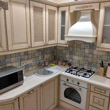 Апартаменты Дворец Спорта Kiev Extérieur photo