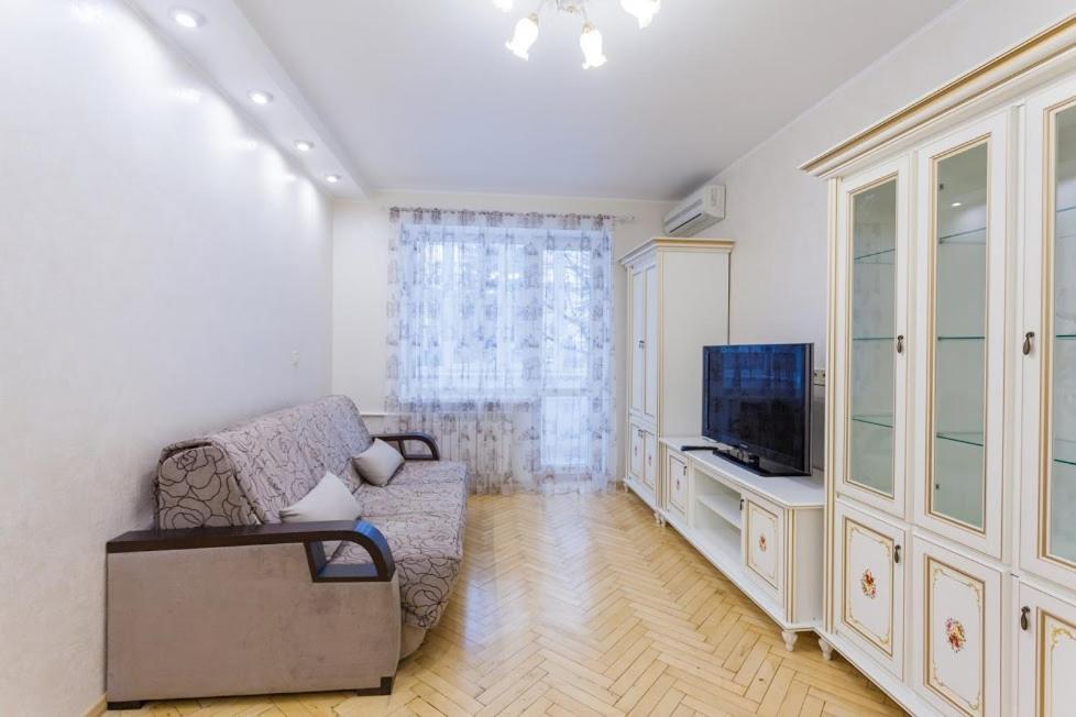 Апартаменты Дворец Спорта Kiev Extérieur photo