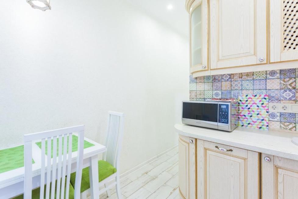 Апартаменты Дворец Спорта Kiev Extérieur photo